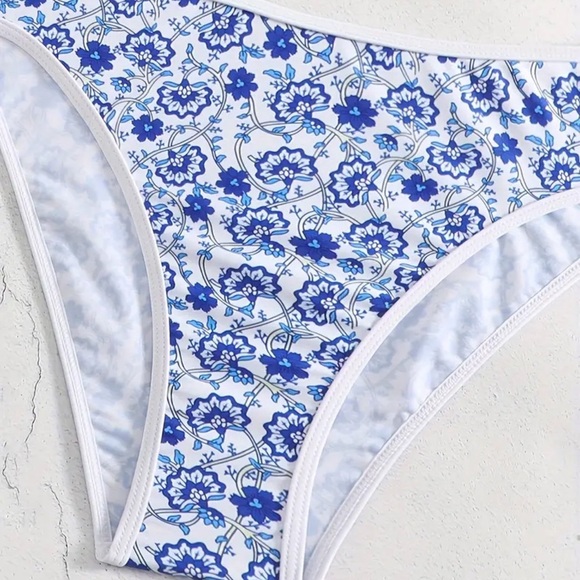 Blue Floral Bandeau High Waisted Bikini Set - Picture 5 of 7